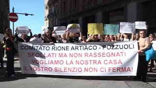 Campi Flegrei. La protesta degli abitanti delle case popolari