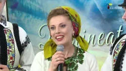 MARIA ILIUȚ și ANSAMBLUL CRENGUȚĂ DE IEDERĂ, în vizită la DIMINEAȚA LA TEZAUR