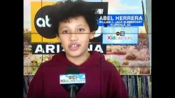 Юный телеведущий Абель представляет прогноз погоды на утро среды из начальной школы имени Уильяма...