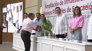 Evelyn Salgado delivers keys and school codes for new high schools in Guerrero