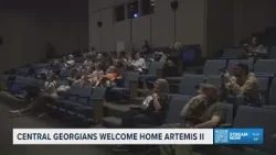 Жители центральной Джорджии отметили миссию «Артемида II» вечеринкой в Мейконе, посвященной про... Жители центральной Джорджии отметили миссию «Артемида II» вечеринкой в Мейконе, посвященной про...