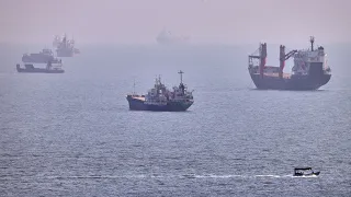 Tehran demands Washington meet its conditions to reopen the Strait of Hormuz