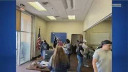 Community gathers to support Dixon Veterans Hall after break-in, vandalism