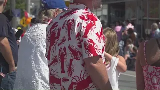 Thousands gather for Maine Lobster Festival parade