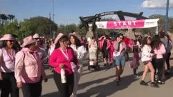 30,000 people walk in Tempe to support breast cancer awareness