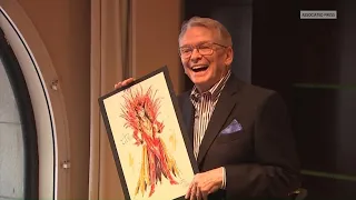 Bob Mackie, legendary designer to Cher and stars, dies at 87