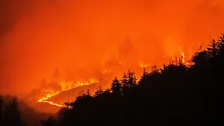 Big Sur wildfires: Historic businesses close again as 2 fires expand, force new evacuations
