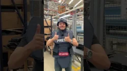 We put this bulletproof vest made entirely in Colombia to the test.