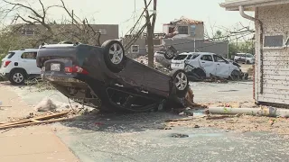 Wisconsin tornado causes  extensive damage and cuts power to thousands of homes