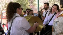 Aldaia celebra la I Concentració de Xarangues a la Plaça Europa després de la DANA