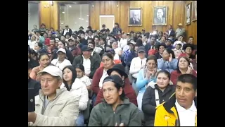 Las Juntas residents hold protest to demand completion of the Solamar - San Lucas road
