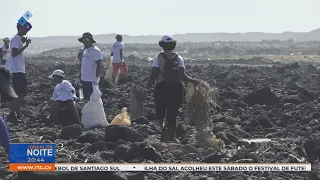 Dozens of volunteers join coastal cleanup effort at Praia Funda in Salamansa