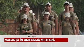 VACANȚĂ ÎN UNIFORMĂ MILITARĂ
