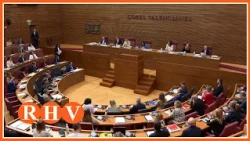 Generalitat | Pérez Llorca aborda vivenda, infraestructures i el 9 d’Octubre en la sessió de control