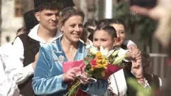 Ramona Vița: Cugetări în versuri și expoziție personală de pictură #Folclor @TVRTM