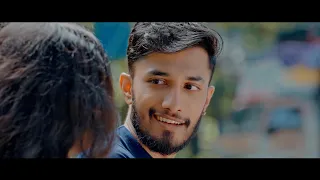 කෙල්ලට නම් බයයි 😂
