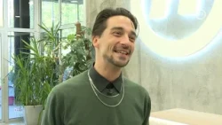 Čovjek koji nas nasmijava do suza, a čija priča krije mnogo više!
