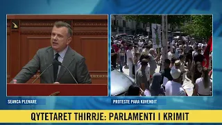 Deputetet në seancë plenare/ Vijojnë thirrjet e protestuesve jashtë Kuvendit: Ju erdhi fundi!