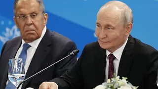 Противостояние Берлина и Москвы: Россия закрывает Институты Гёте