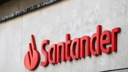 Santander Says Webster Buy 'Right Deal at Right Time'