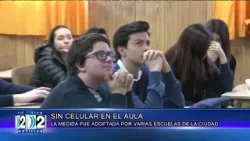 25-02-2026 CELULAR EN LA ESCUELA