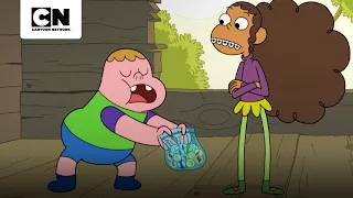 CHELSEA, THE LEAST DISGUSTING ONE | CLARENCE THE OPTIMIST | CARTOON NETWORK