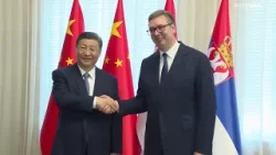 Președintele Chinei, Xi Jinping, întâmpinat cu onoruri militare în Serbia