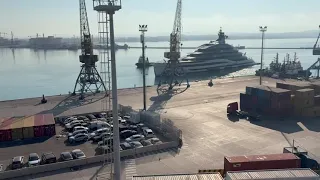 Jahti i miliarderit kinez mbërrin në Durrës, furnizimi mund t’i sjellë shtetit rreth 120 mijë euro