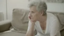 Lutto, esiste un modo per elaborare e accettare la perdita di una persona cara - Canale 10