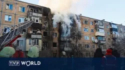 Russian strikes overshadow new round of peace talks in Abu Dhabi | Morning Report