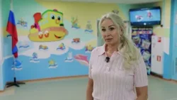 Детсадовцы Владивостока занимаются плаванием.