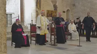 Cardinal Zuppi looks to Kyiv and issues an appeal from Bari: "Let us disarm our hearts"