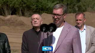 Vučić obišao radove na brzoj saobraćajnici "Vožd Karađorđe"
