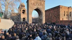 Հոգեւորականները հանդես են եկել Ամենայն Հայոց Կաթողիկոսին սատարող հայտարարություններով