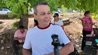 Blanca Rosalía Caro reports being blocked from entering Moisés Sáenz Middle School in Tecpan