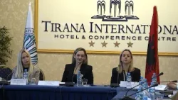 Në rrethe nuk ka psikologë/ Emigrimi dhe lëvizja drejt Tiranës “zbrazi” qytetet “e vogla”