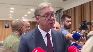 Vučić u Nišu obišao lokaciju za novu kliniku i završne radove na Naučno-tehnološkom parku