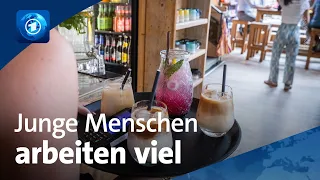 Studien und Arbeitsmarkdaten zeigen: Junge Menschen arbeiten so viel wie seit Jahrzehnten nicht