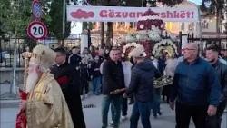 Kremtimet e besimtarëve në rrethe/ Ceremonia u zhvilluan në Korçë, Vlorë, Fier dhe Elbasan