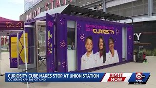 'Curiosity Cube' gives Kansas City-area kids the chance to be scientists for the day