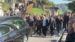 A thousand people at the funeral of Andrea Moretti - 10/03/2026