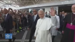 The Pope leaves Gemelli hospital and meets a 13-year-old Ukrainian girl who recovered from a tumor