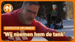 Christiaan trotseert de sneeuw in zijn speciale rolstoel | Expeditie Grunnen 10 januari Christiaan trotseert de sneeuw in zijn speciale rolstoel | Expeditie Grunnen 10 januari