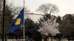 Si po shihet situata e tanishme politike në vend? Si po shihet situata e tanishme politike në vend?