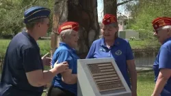 Время на берегу залива: 27 марта – открытие памятника американскому флагу, выполненного шрифтом Б... Время на берегу залива: 27 марта – открытие памятника американскому флагу, выполненного шрифтом Б...