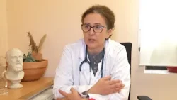 Përse fëmijët kanë dhimbje koke? Ekspertët shpjegojnë shkaqet dhe kur duhet t’i drejtoheni mjekut Përse fëmijët kanë dhimbje koke? Ekspertët shpjegojnë shkaqet dhe kur duhet t’i drejtoheni mjekut