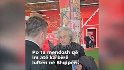 Balla takon në Rinas "Ajnshtajnin": Jam Ministri i Brendshëm, turisti: Babai ka luftuar në Shqipëri